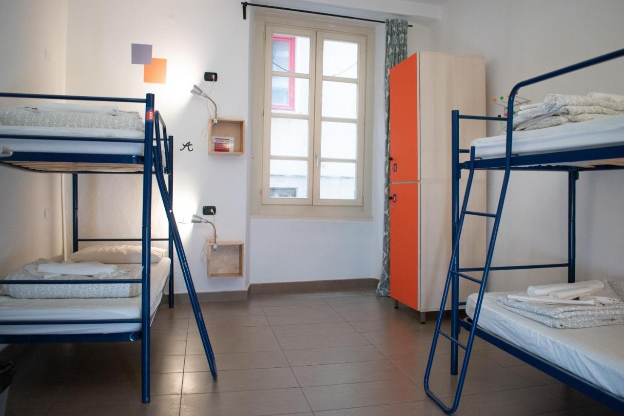 Abbey Hostel Genoa Exterior photo